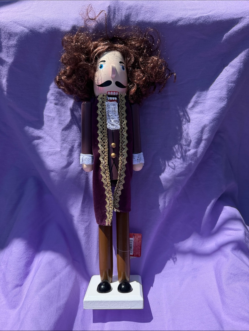 Ashland Nutcracker Holiday Decor